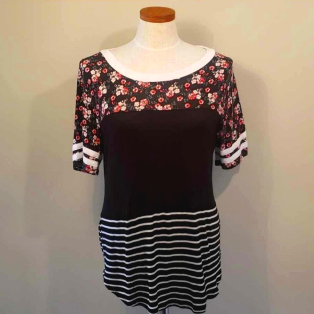 NO BOUNDARIES short Sleeve shirt